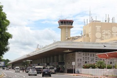Terminal de pasajeros del Aeropuerto Internacional de El Salvador